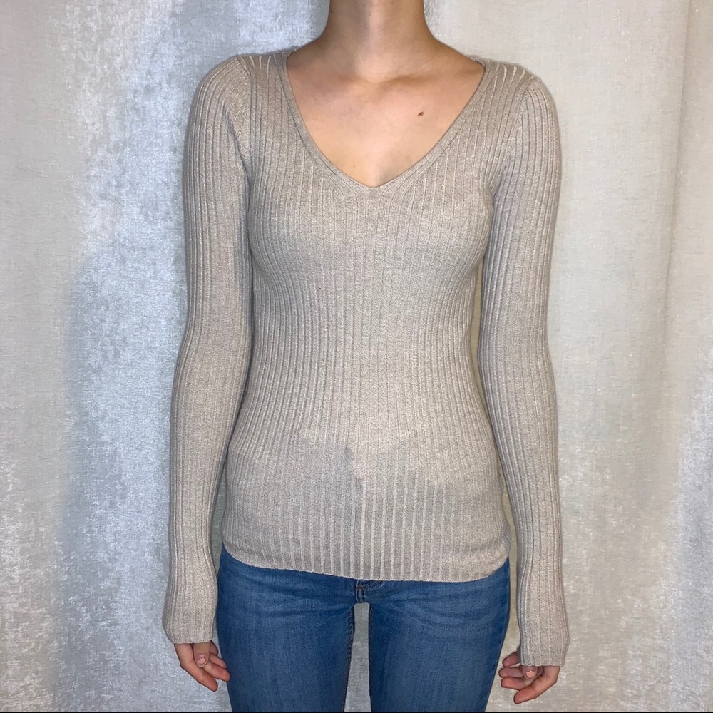 Express Beige V-Neck Sweater XS